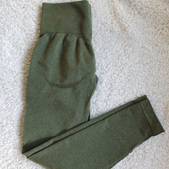 NEW! Green Contour Seamless Leggings M/L - Picture 2 of 9